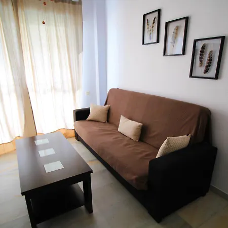 Expoholidays - Eucalipto Aguadulce (Almeria)
